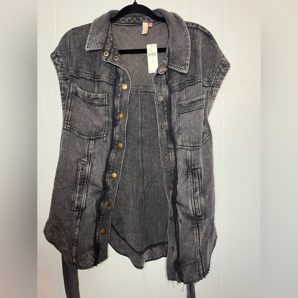 Anthropologie carbon Sleeveless Gray Denim Vest with Button Closure PTP 24.5